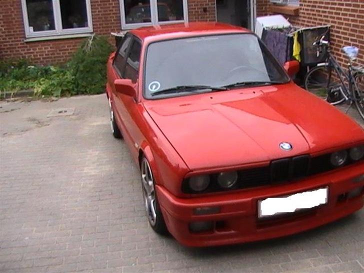 BMW 320i E30 SOLGT!!!! billede 6