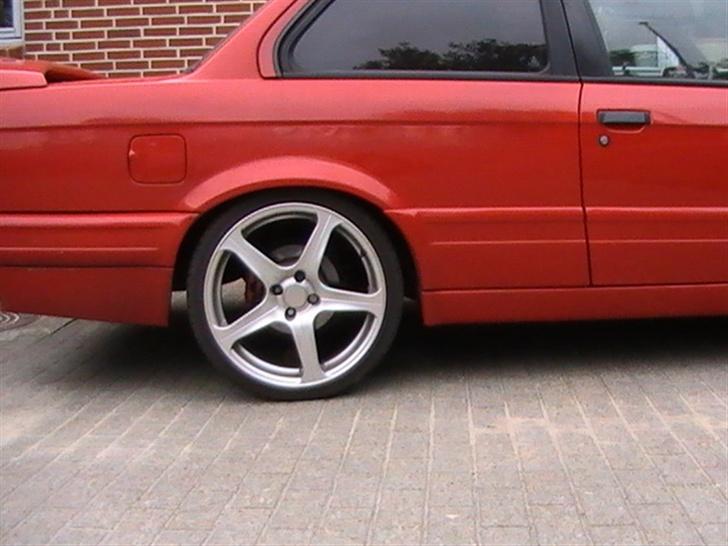 BMW 320i E30 SOLGT!!!! billede 8