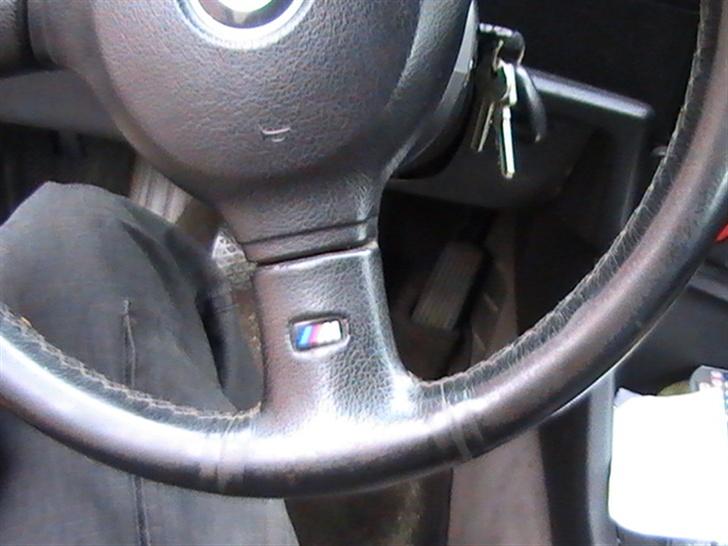 BMW 320i E30 SOLGT!!!! billede 10