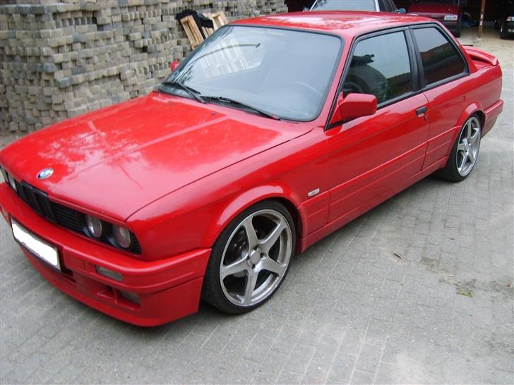 BMW 320i E30 SOLGT!!!! billede 17