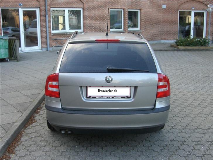 Skoda Octavia Combi - SOLGT - billede 4