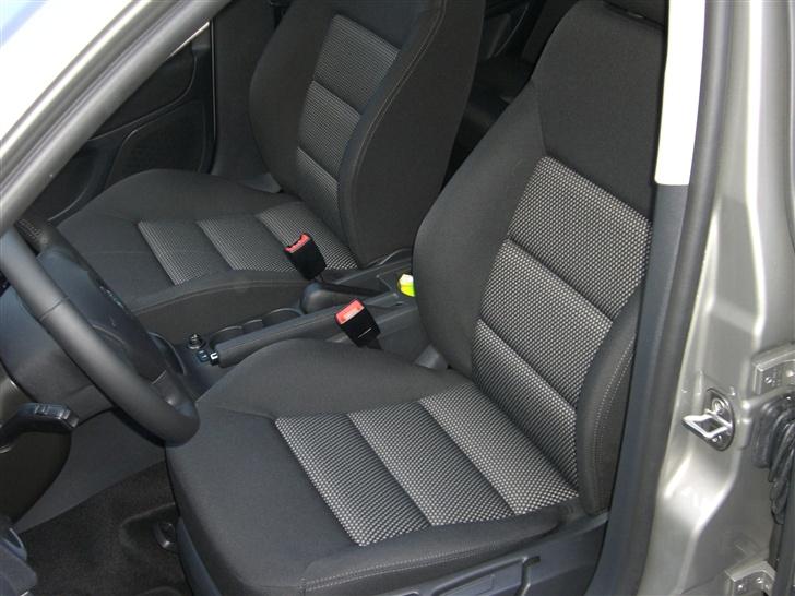 Skoda Octavia Combi - SOLGT - billede 7