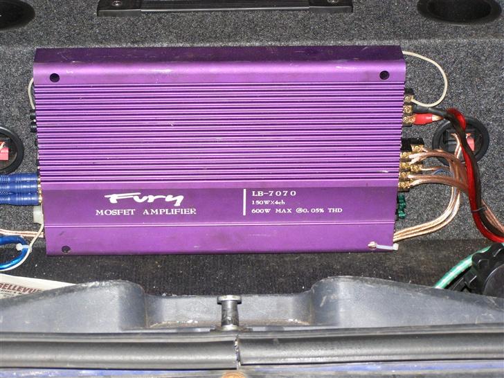 Skoda favorit 135lx **SOLGT** - lilla øhhh... men den kan spille billede 8