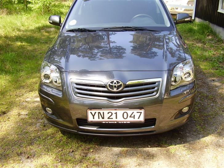 Toyota Avensis Stationcar billede 3