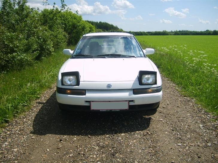 Mazda 323F BG -- solgt -- billede 7