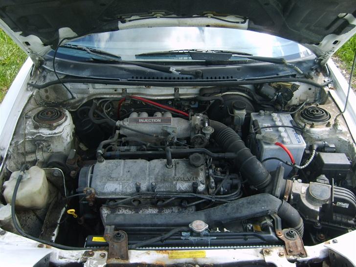 Mazda 323F BG -- solgt -- billede 9