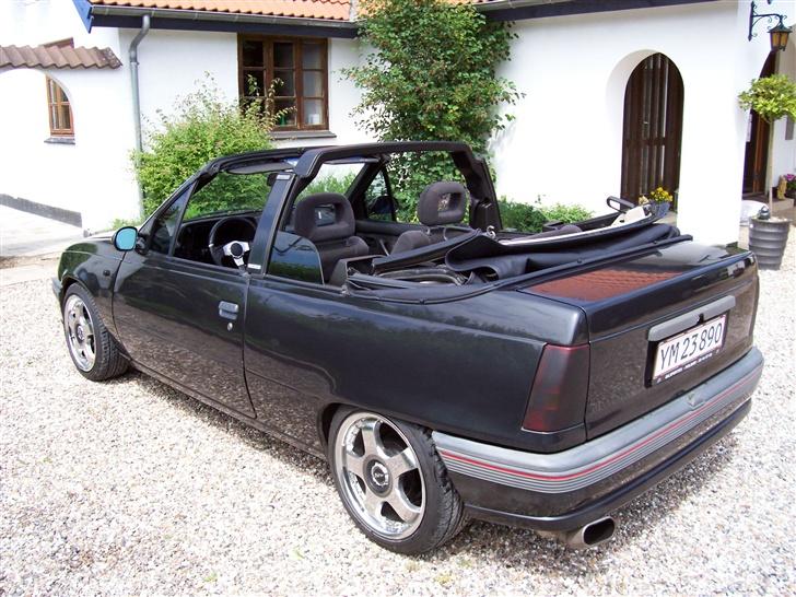 Opel Kadett Cab Solgt - Er den ik smuk...hehehe billede 10