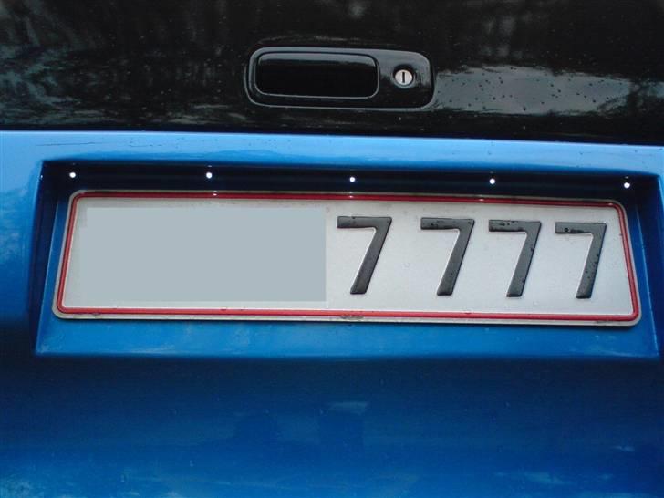 VW Polo 6N ***SOLGT*** - Hvide LED lys som nummerplade lys. billede 6