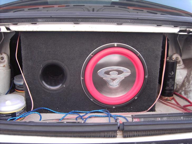 Ford sierra 2.0 doch =skrottet - den slog sgu rimlig godt den stakkels vega billede 7