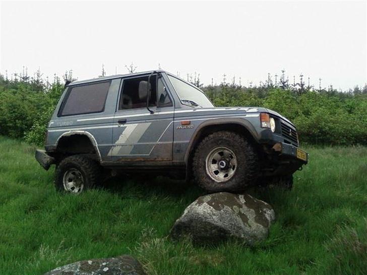 Mitsubishi Pajero 2,5TD 4x4 -solgt- billede 7