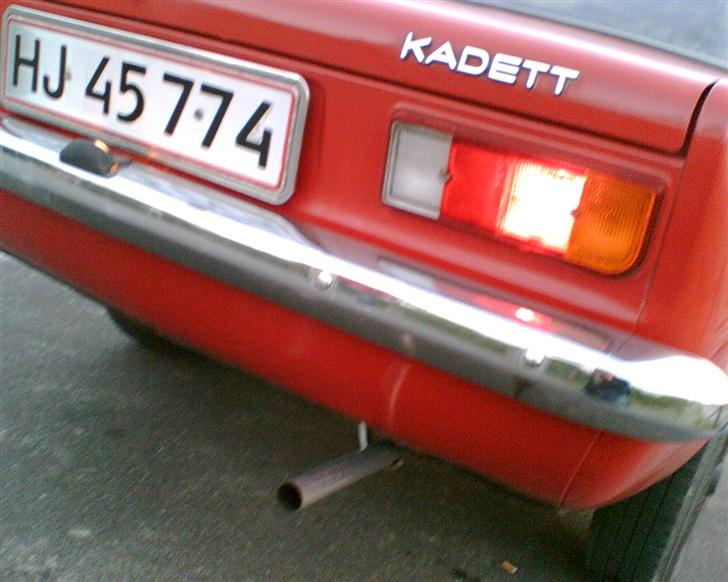 Opel Kadett C 1200 Sedan - Std sugerør billede 7