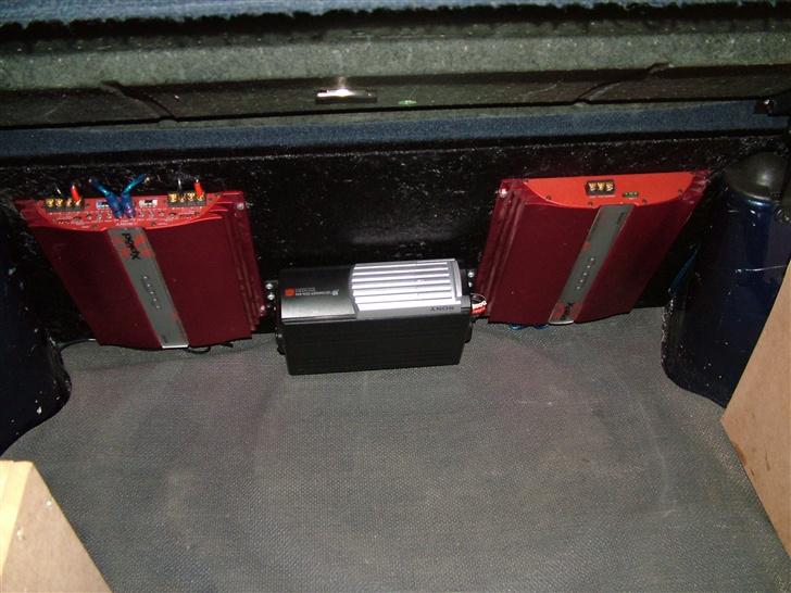 VW Polo III (2F / 86C) - Betrukket. Men det skal skiftes til læder billede 10