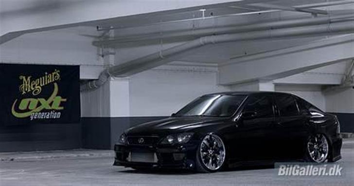 Lexus IS 200 - Pics af eneq.dk (taget fra Bjørns profil) billede 8