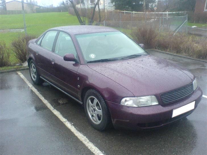 Audi 1,8 T  Solgt  billede 3