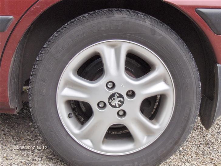 Peugeot 406 billede 2