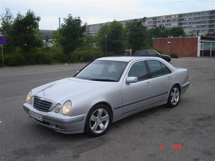 Mercedes Benz E270 CDI  - Solgt billede 1