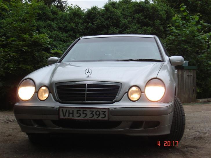 Mercedes Benz E270 CDI  - Solgt billede 4