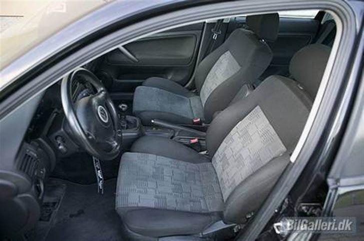 VW Passat 1,8 T (Solgt) billede 5