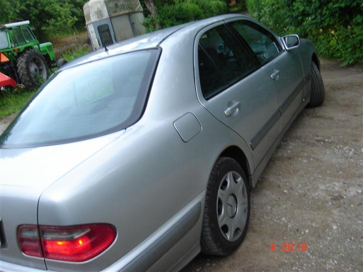 Mercedes Benz E270 CDI  - Solgt billede 7