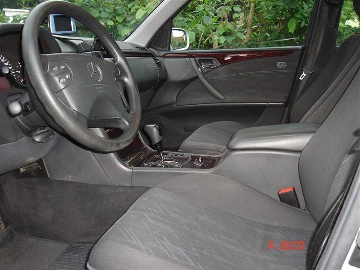 Mercedes Benz E270 CDI  - Solgt billede 9