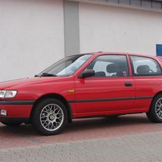 Nissan Sunny 1,6 SLX solgt!!