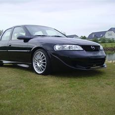 Opel Vectra 1.8 16V