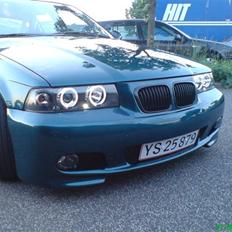 BMW 325 (FUCK´D UP)