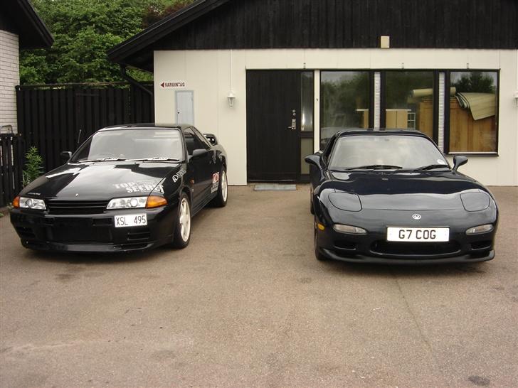 Mazda Rx-7 UK Spec - Ved siden af Jonas´s R32 GT-R i Halmstad.. Et lille Pit-Stop inden man kom helt hjem billede 18