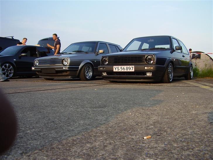 VW Golf 2 gti 8v - Taget Fredag til DHB. var færdig med at samle bilen torsdaga aften :D billede 19