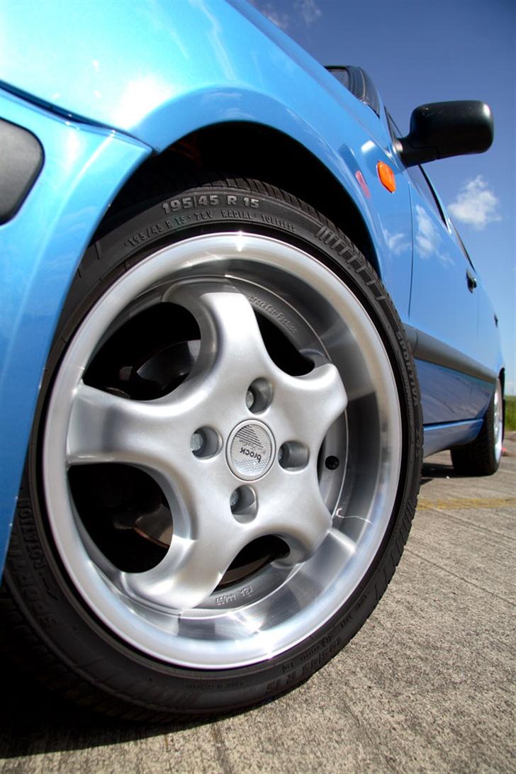 Skoda Felicia ( SOLGT ) - 15" Brock B2 Silver billede 6