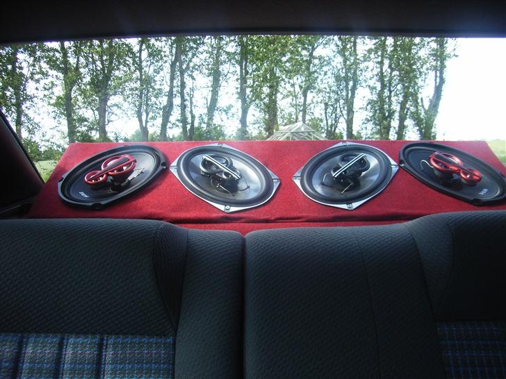 Toyota Corolla (Total skadet) billede 15