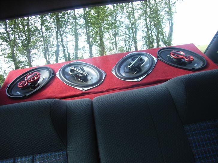 Toyota Corolla (Total skadet) billede 16