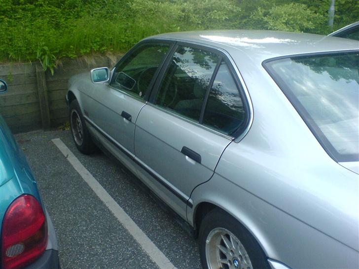 BMW 520 i "solgt" billede 2