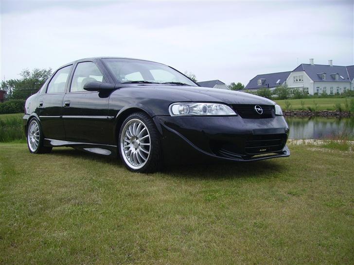 Opel Vectra 1.8 16V billede 1