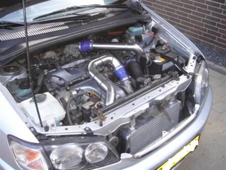 Toyota Sportsvan (SOLGT) billede 1