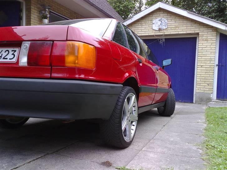 Audi 80 *SOLGT* billede 2