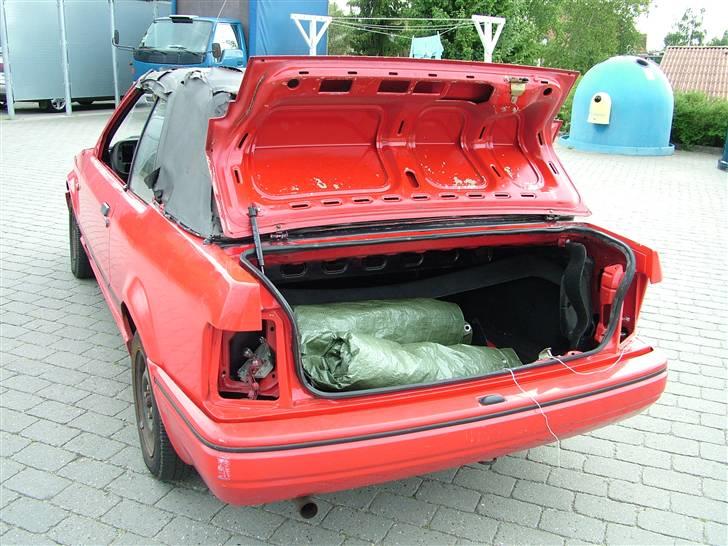 Ford Escort Xr3i Cab SOLGT billede 9