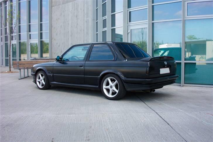 BMW e30 320i / 2.7 eta billede 2