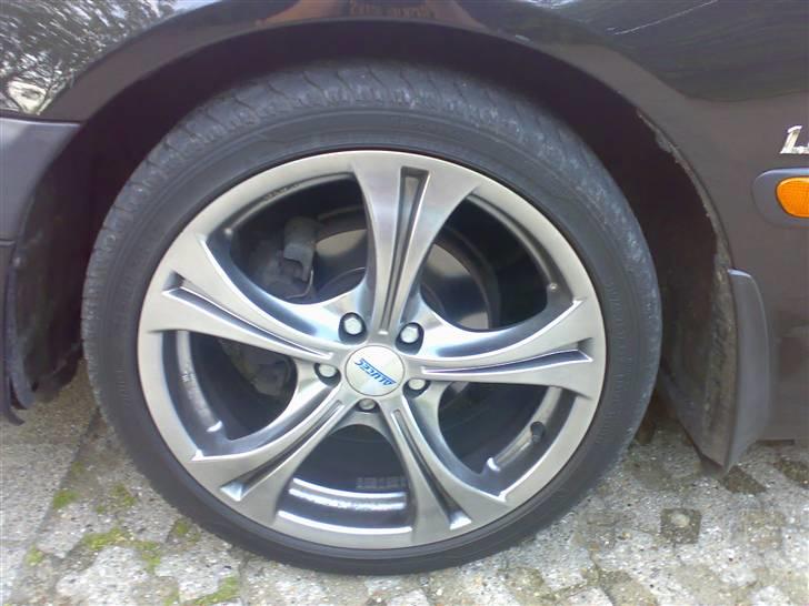 Toyota Avensis SOLGT billede 2