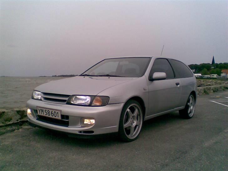 Nissan - Almera GTI - Fed front.. Standard!!!! ;-) billede 2