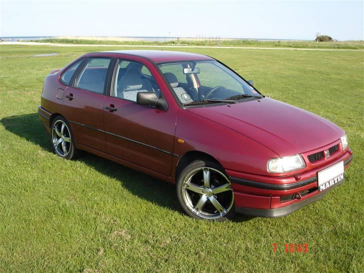 Seat Cordoba. Solgt billede 1