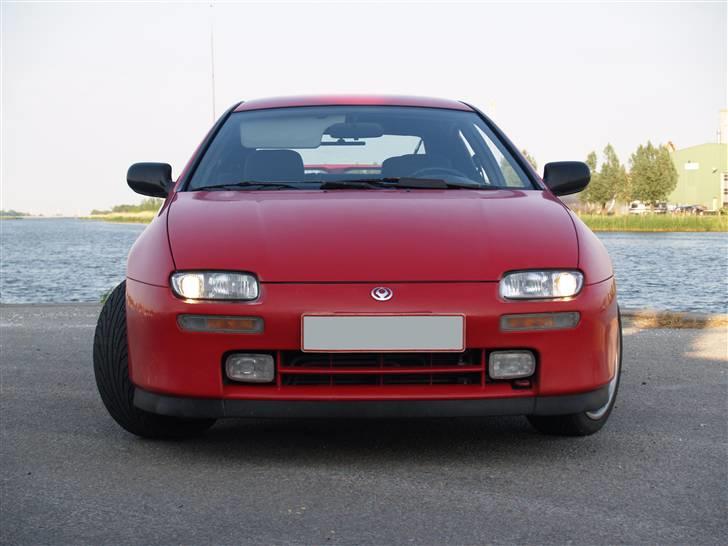 Mazda 323f V6 billede 9