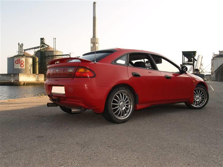 Mazda 323f V6 billede 12