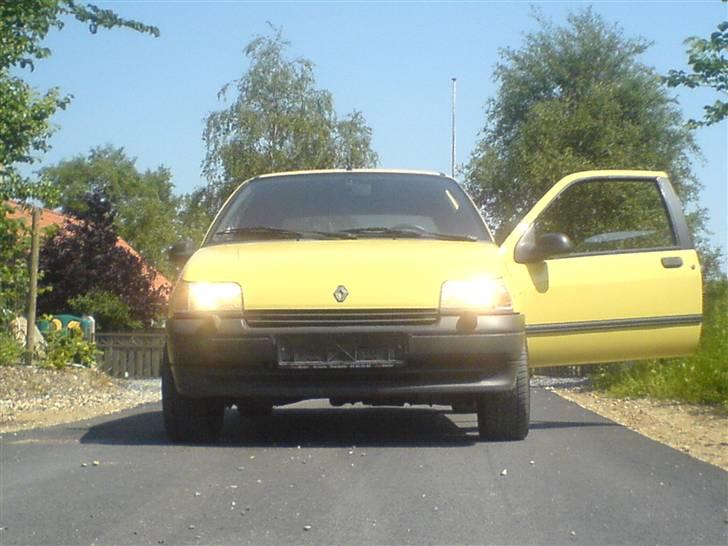 Renault Clio 1,4 Solgt billede 16