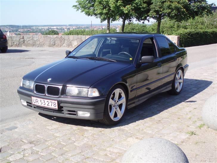BMW 316i SOLGT billede 2