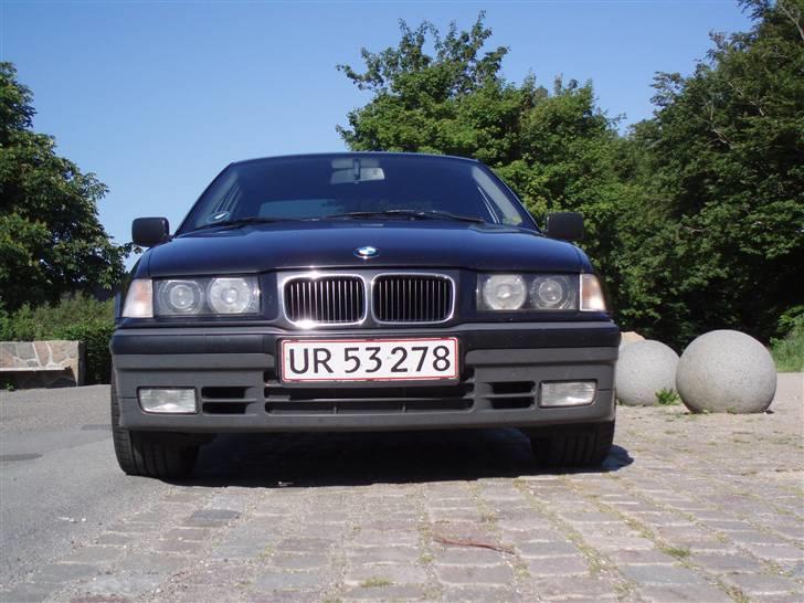 BMW 316i SOLGT billede 3