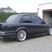 BMW E30 320 / 325 Solgt
