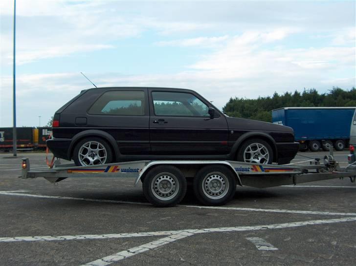 VW Golf 2 GTI 16v - På vej hjem fra tyskland med bilen. billede 1