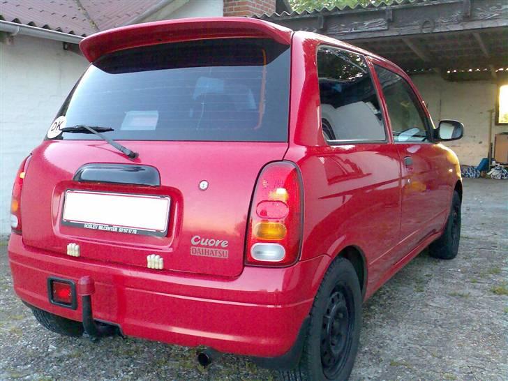 Daihatsu Cuore <<<TIL SALG>>> - toning - desværre ikke helt så godt - men for 100 kr kan det godt gå an - sideruder bleb rigtig gode uden bobler eller riller - men billeder kommer senere billede 15