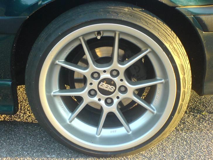 BMW 323i Coupe (Solgt) billede 8